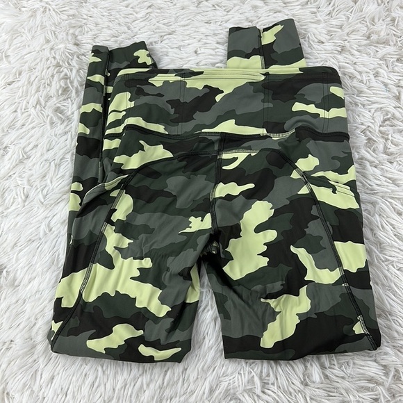 Lululemon Fast and Free Tight 25" *Non-Reflective Nulux Heritage 365 Camo Crispi - Picture 4 of 5